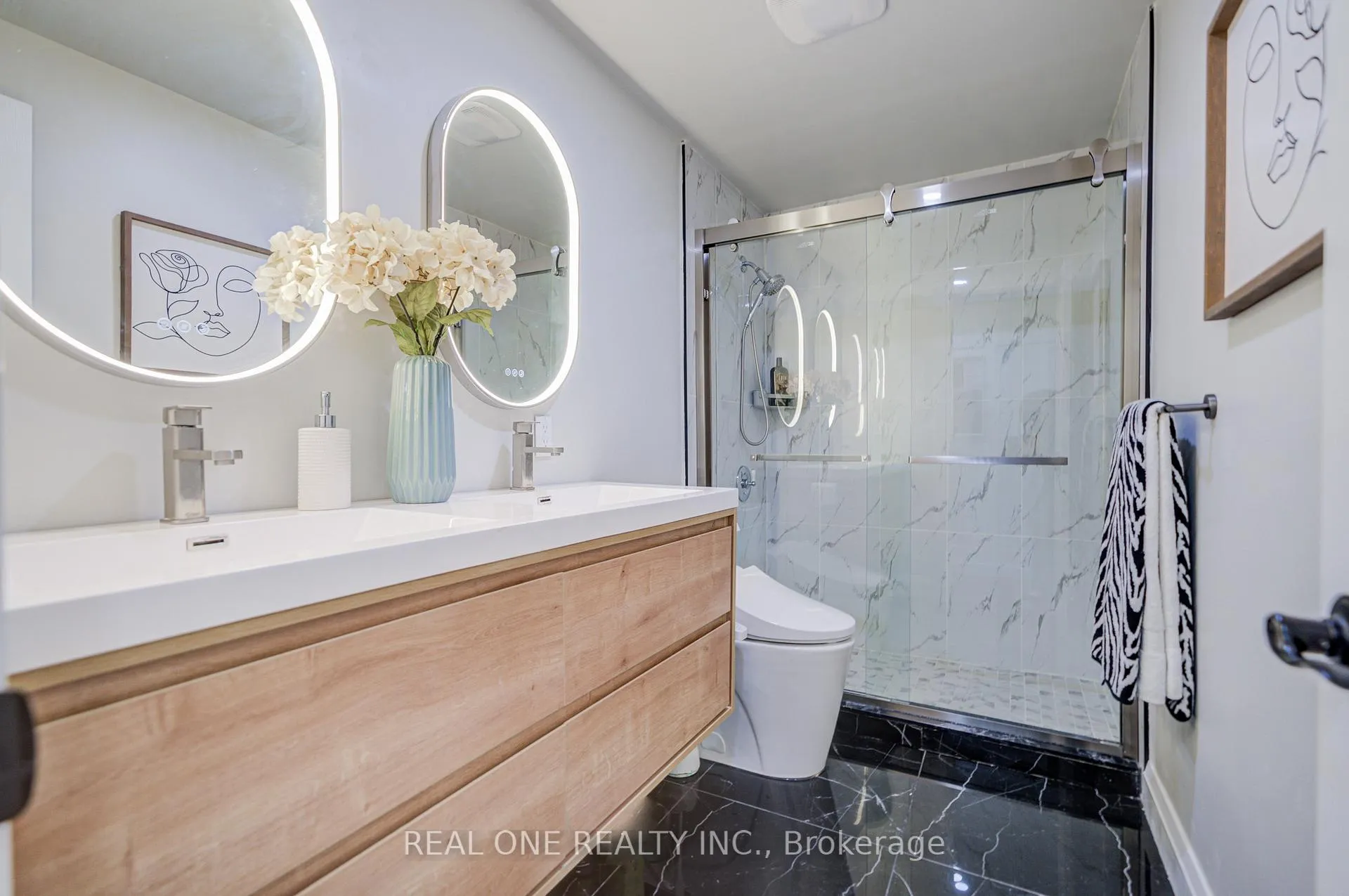 Photo 36 of 14 Brookfield Court, Markham, Markham Village — HOMEH