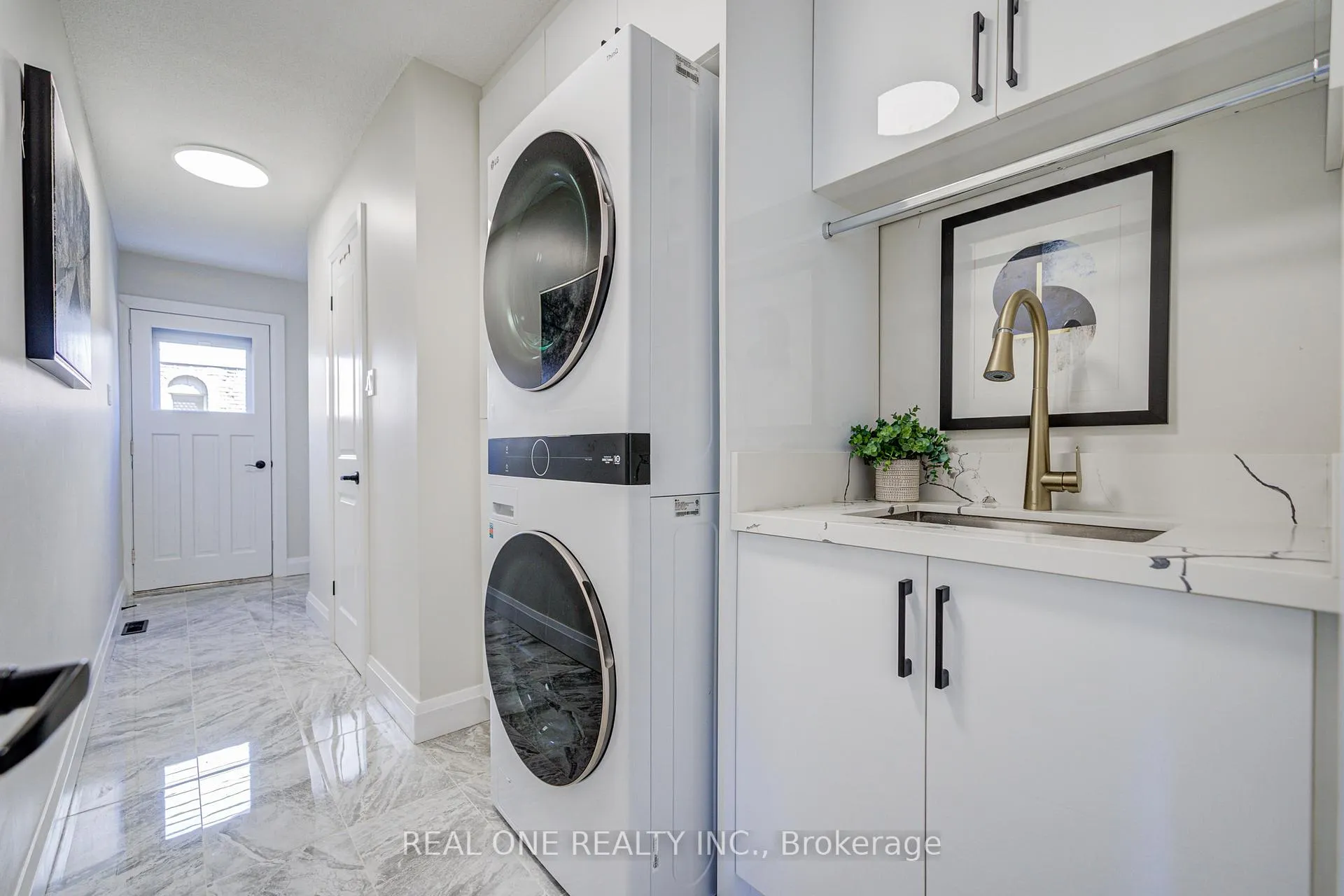 Photo 41 of 14 Brookfield Court, Markham, Markham Village — HOMEH