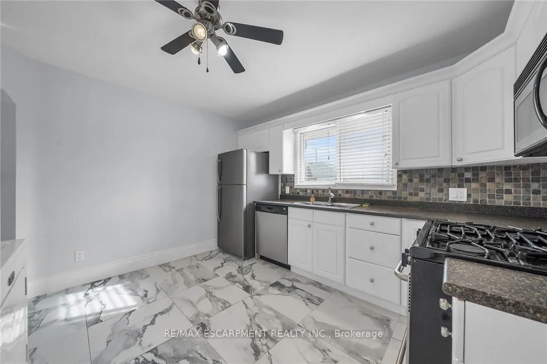 Photo 9 of 8 Shynal Avenue, Hamilton, Parkview — HOMEH