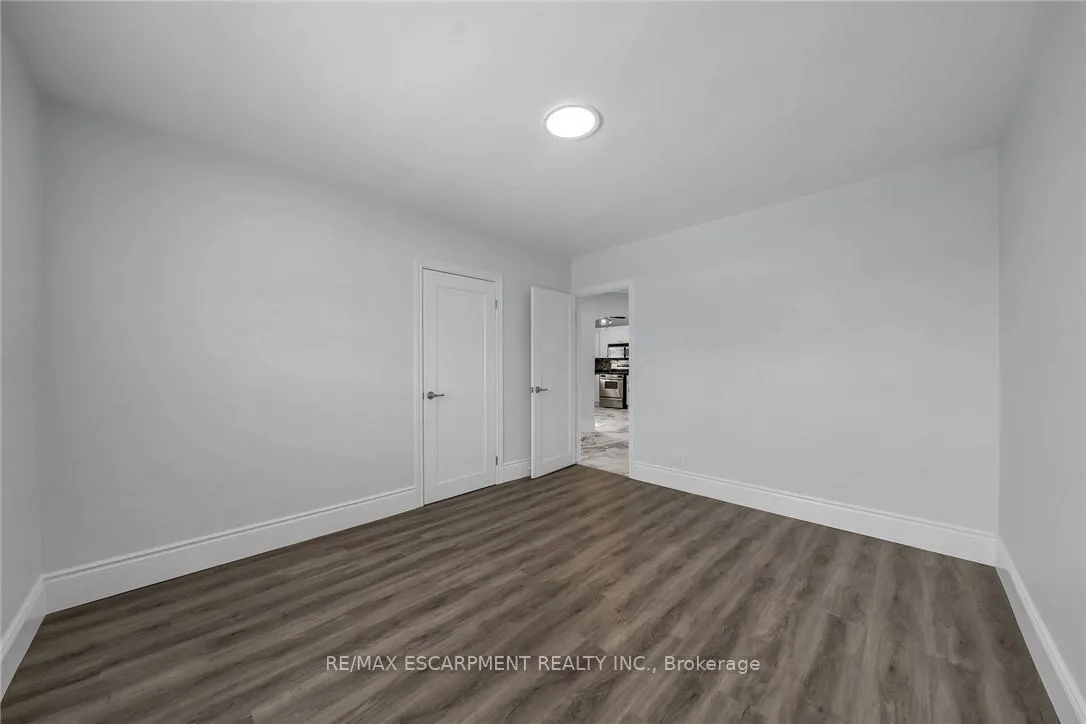 Photo 19 of 8 Shynal Avenue, Hamilton, Parkview — HOMEH