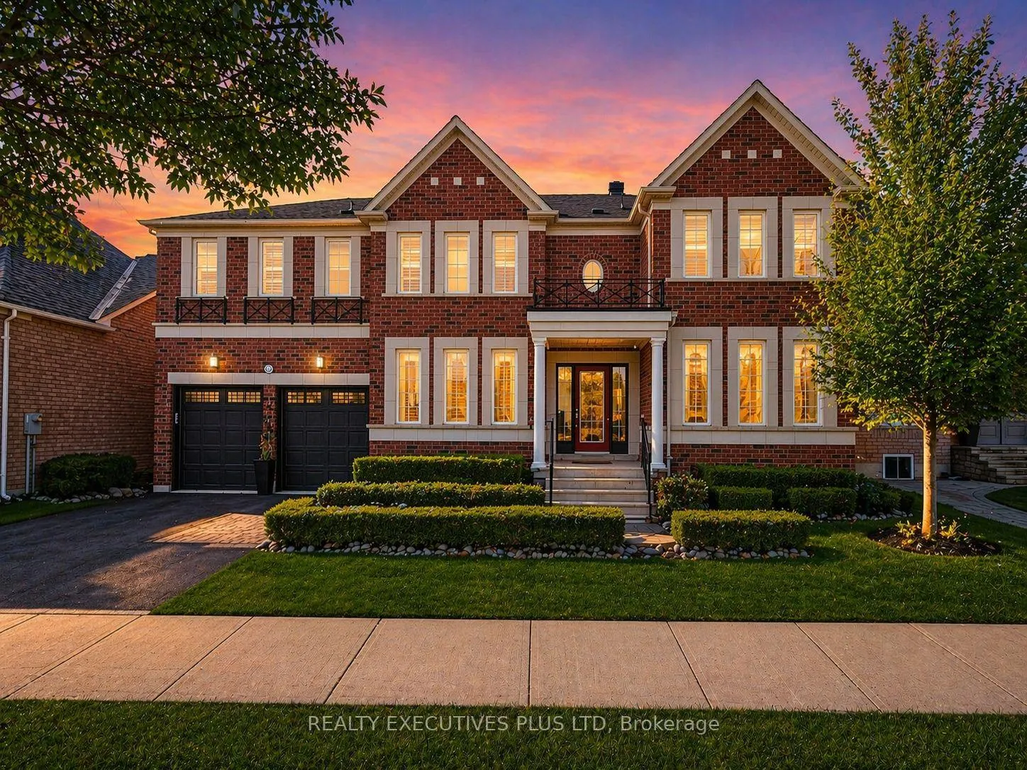 Front of 46 Williamson Drive W
