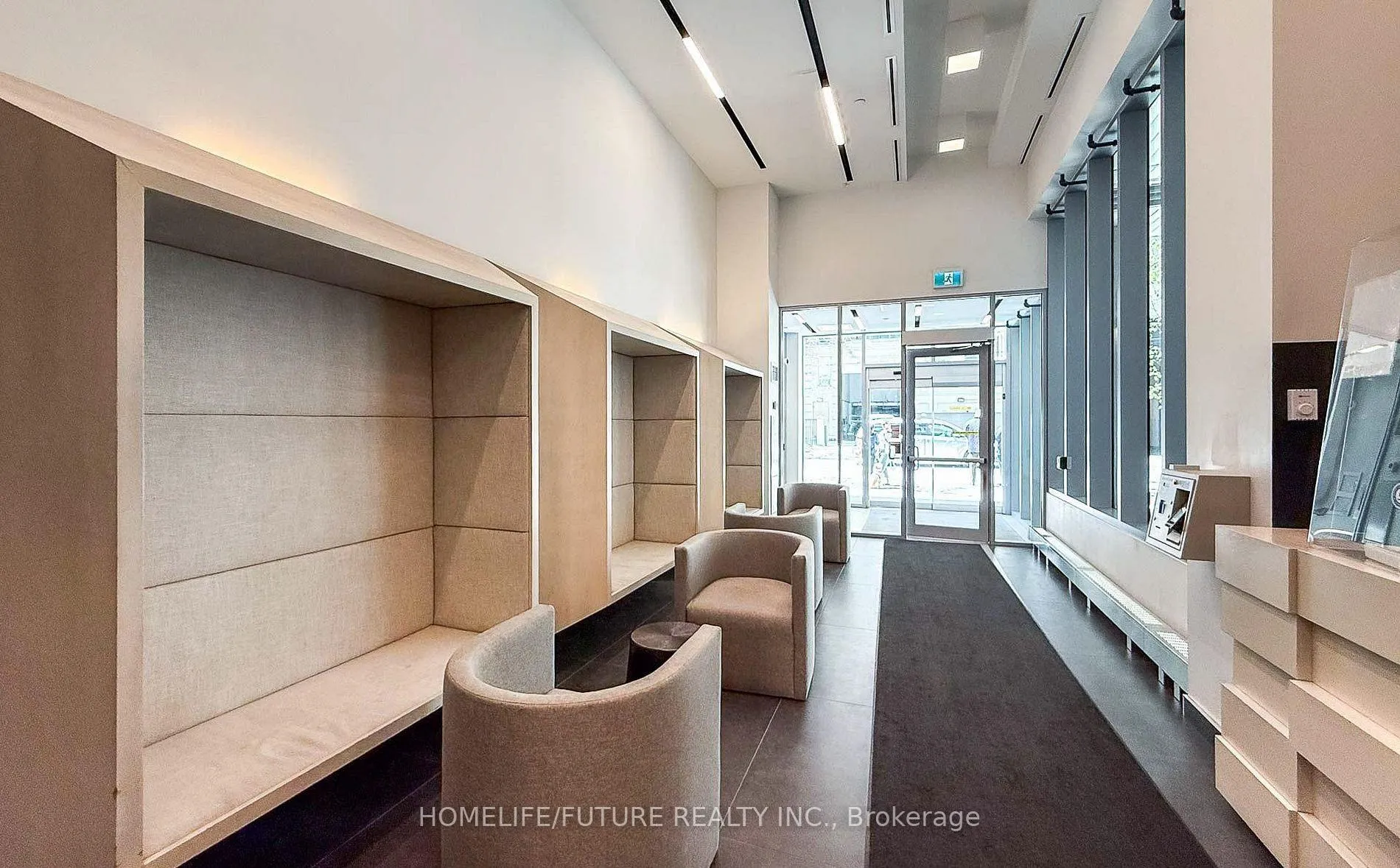 Photo 3 of Unit 2410, 195 Redpath Avenue, Toronto, Mount Pleasant West — HOMEH