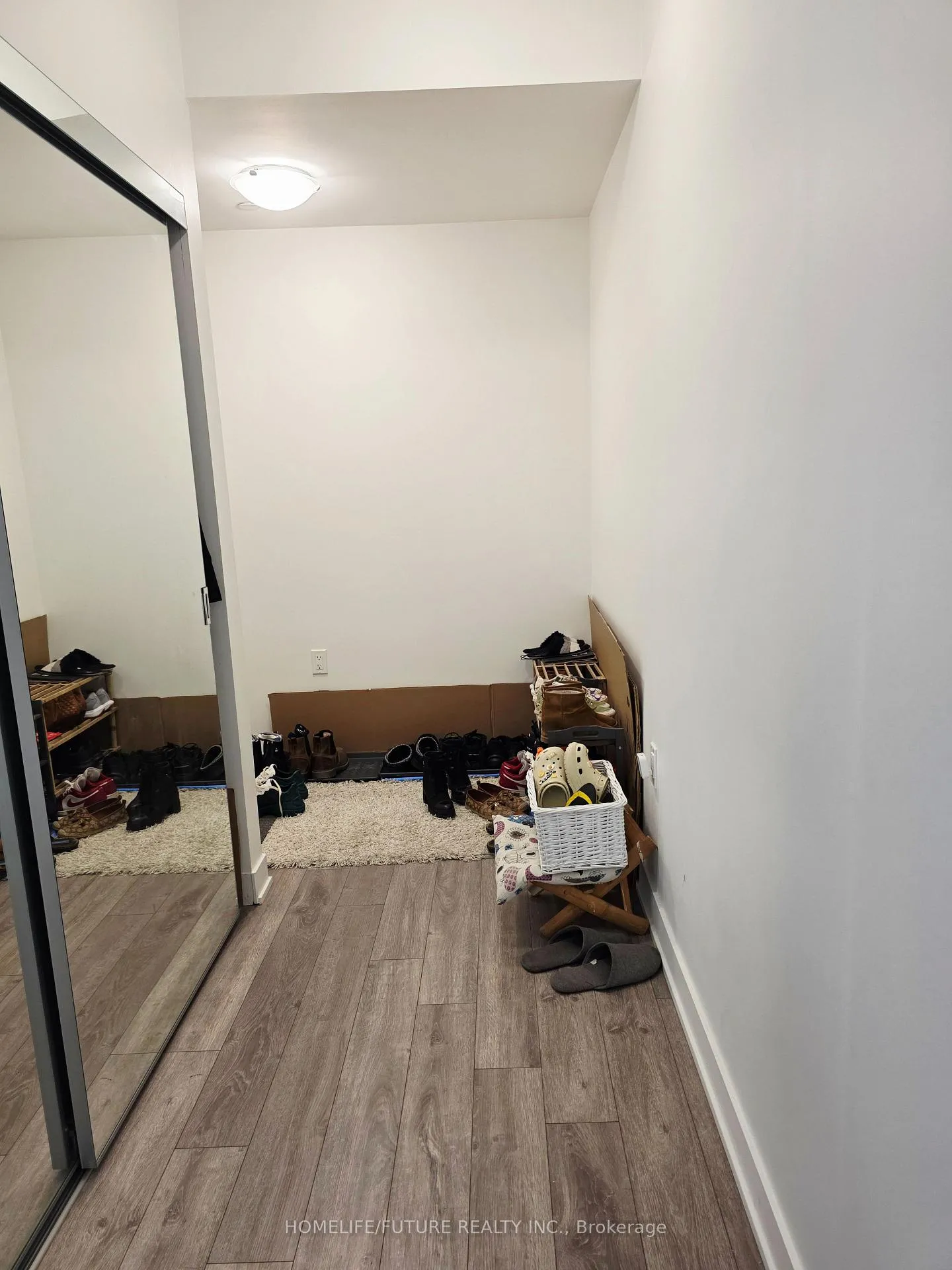 Photo 5 of Unit 2410, 195 Redpath Avenue, Toronto, Mount Pleasant West — HOMEH