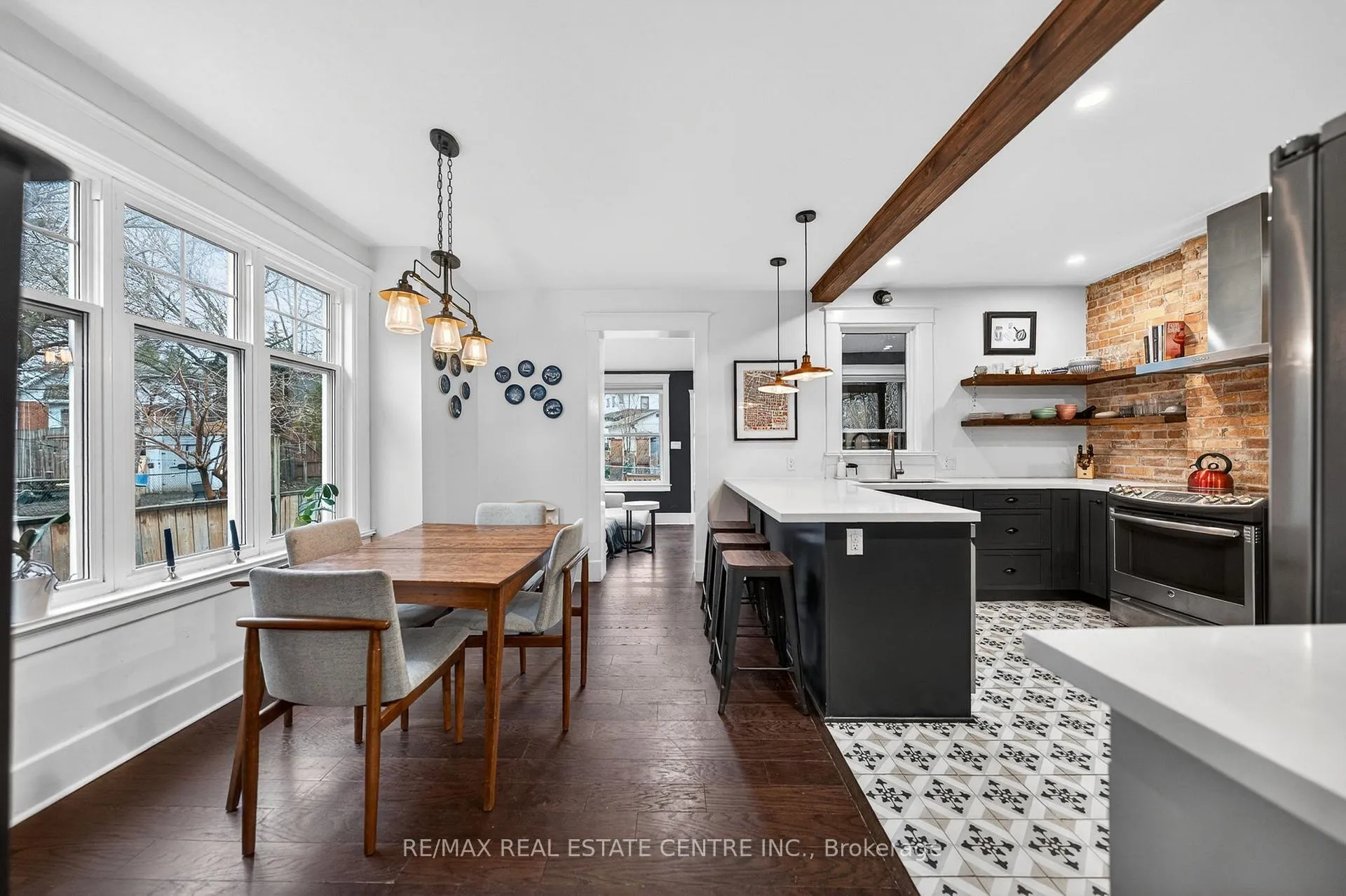 Photo 8 of 282 Park Street, Kitchener — HOMEH