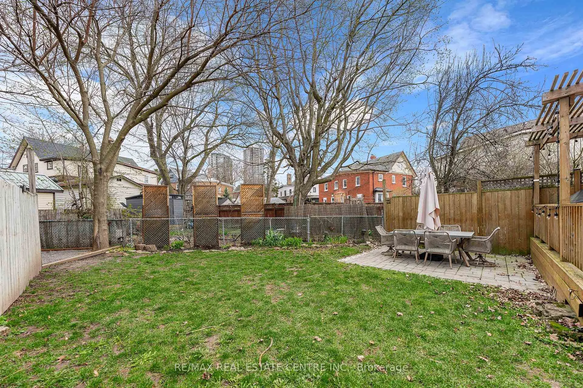 Photo 43 of 282 Park Street, Kitchener — HOMEH