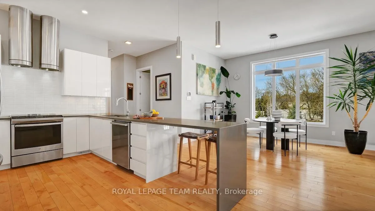 Photo 15 of 349 Shoreway Drive, Ottawa, Greely — HOMEH