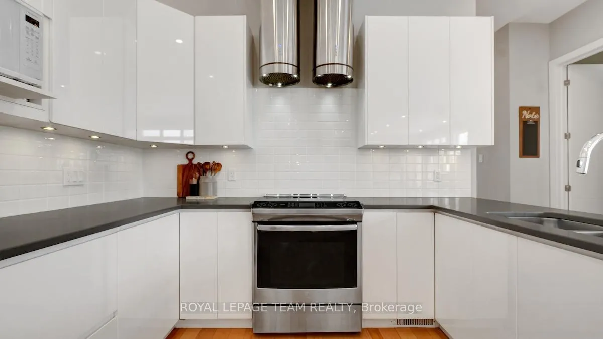 Photo 16 of 349 Shoreway Drive, Ottawa, Greely — HOMEH