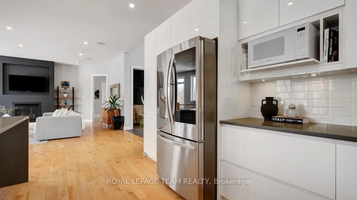 Photo 17 of 349 Shoreway Drive, Ottawa, Greely — HOMEH