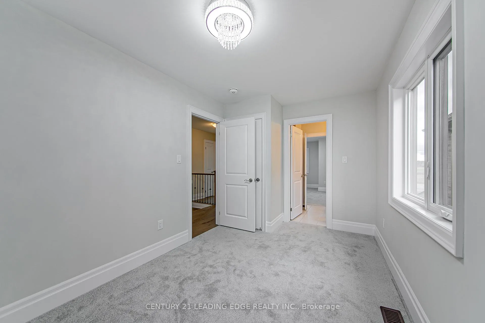 Photo 26 of 108 Lorne Thomas Place, New Tecumseth, Alliston — HOMEH