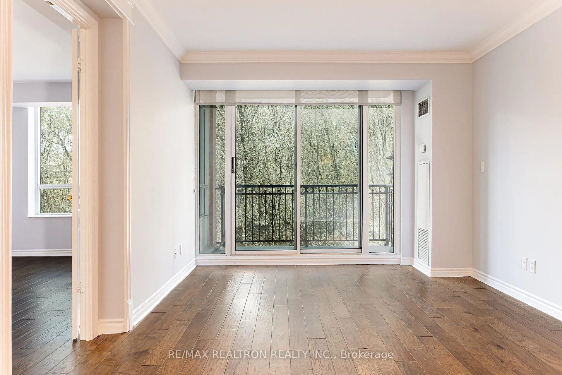 Photo 8 of Unit 617, 28 William Carson Crescent, North York, St. Andrew-Windfields — HOMEH