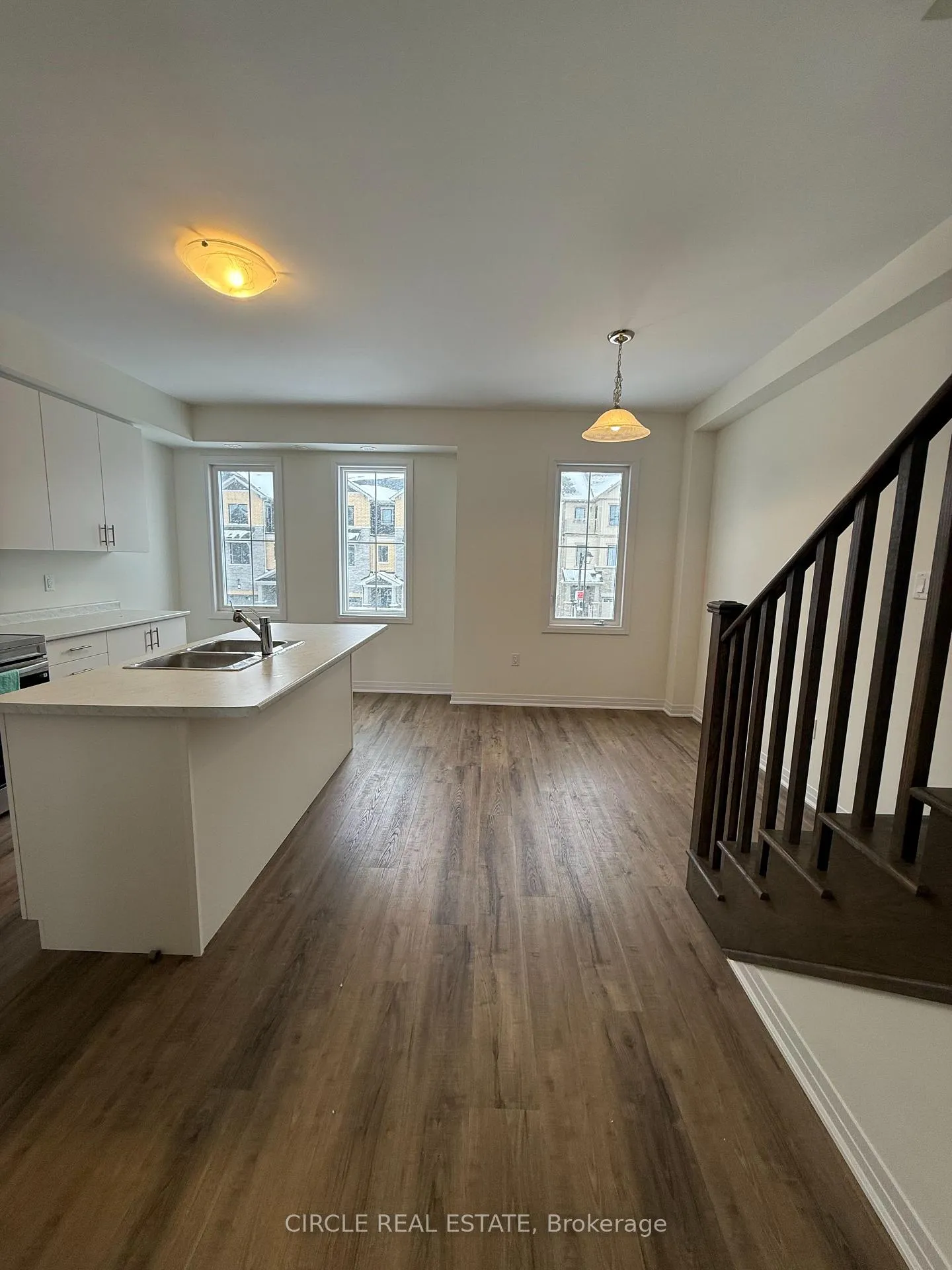 Photo 6 of 29 Hine Road, Brantford — HOMEH
