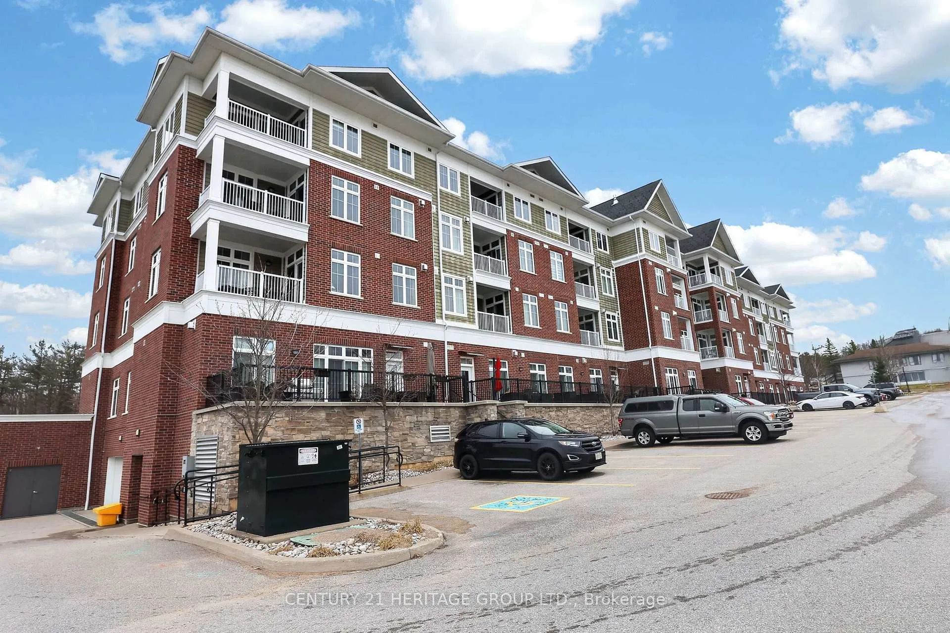 Photo 41 of Unit 305, 40 Horseshoe Boulevard, Oro-Medonte, Horseshoe Valley — HOMEH