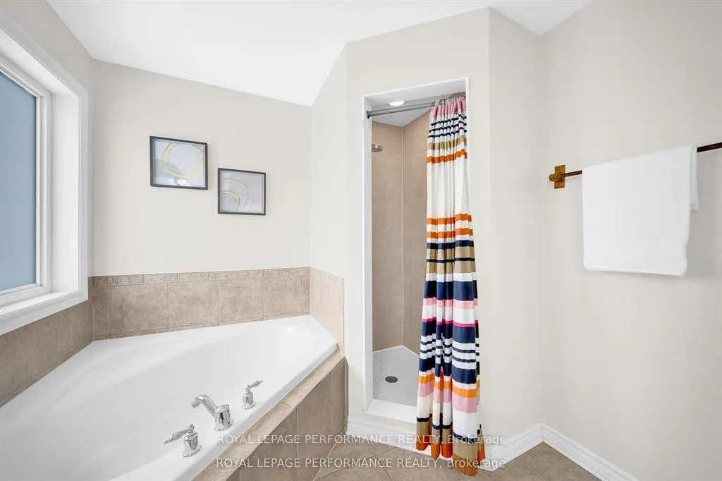 Photo 16 of 262 Tempest Drive, Ottawa, Stittsville (North) — HOMEH