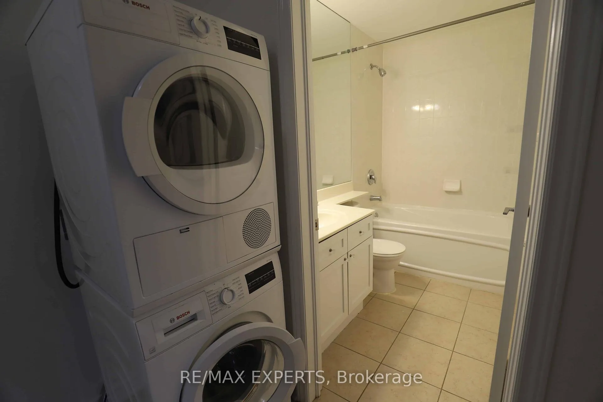 Photo 11 of Unit 101, 9519 Keele Street, Vaughan, Maple — HOMEH