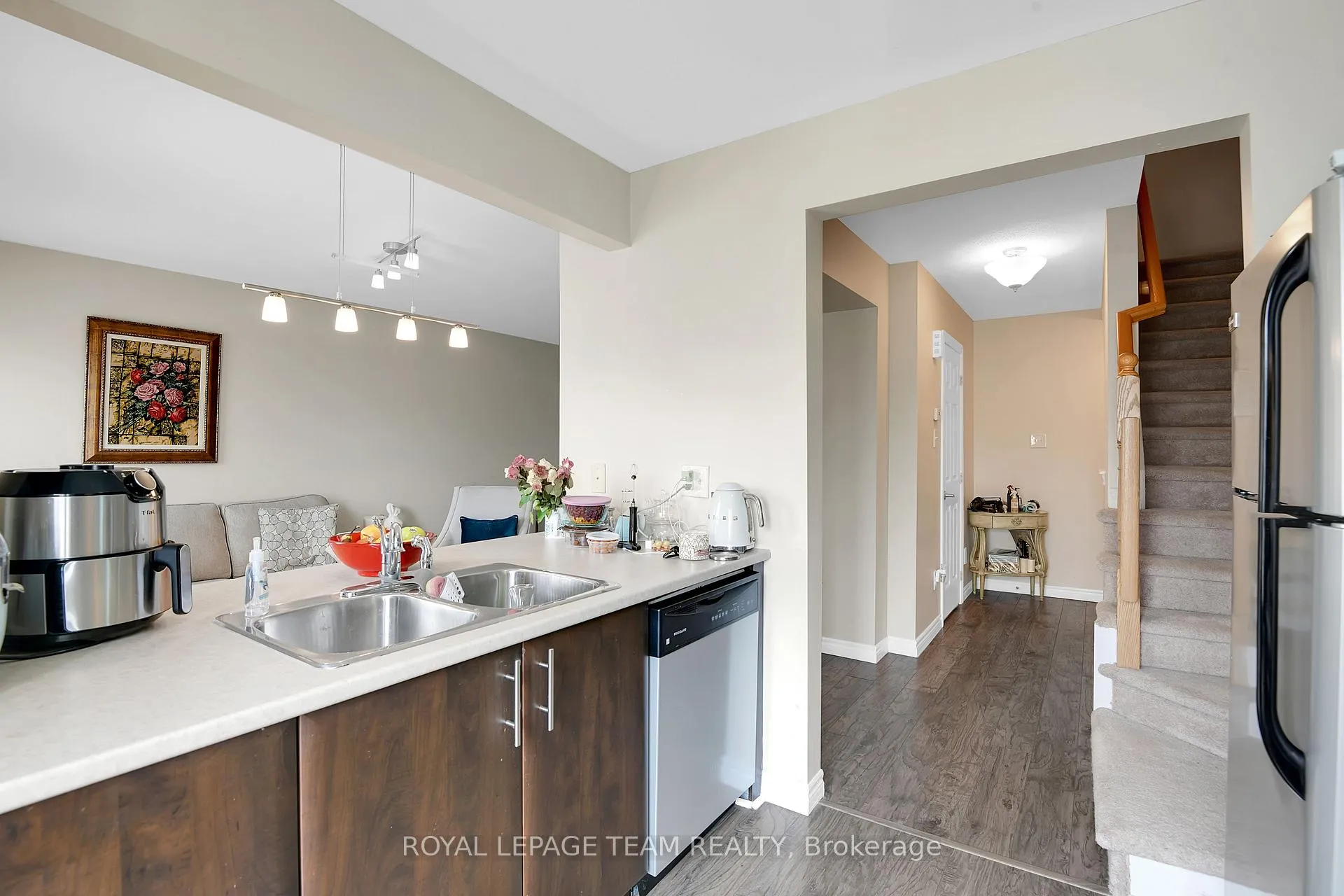 Photo 19 of 920 Messor Crescent, Ottawa, Stittsville (North) — HOMEH