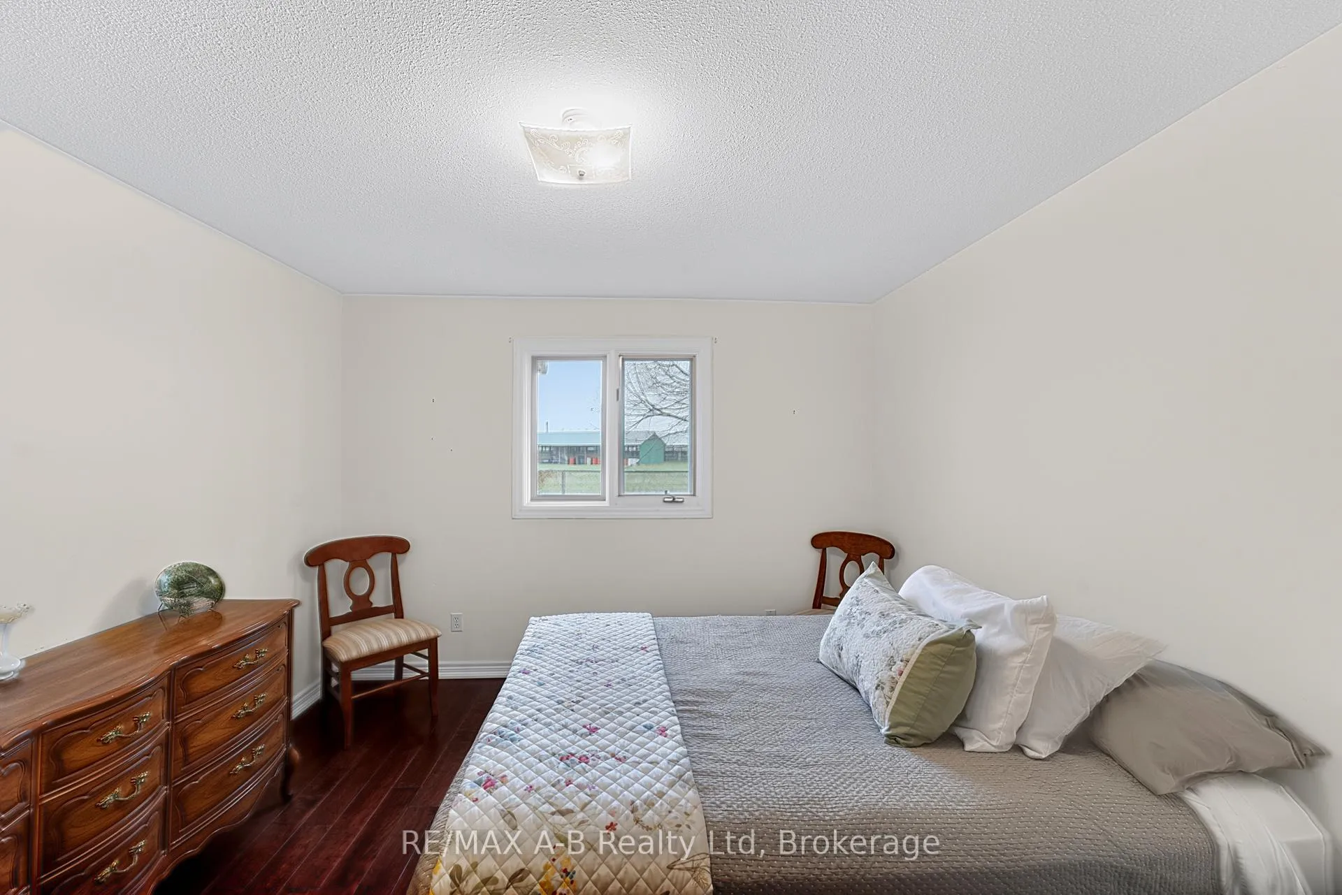 Photo 12 of Unit 23, 24 Griffiths Drive, Brant, Paris — HOMEH