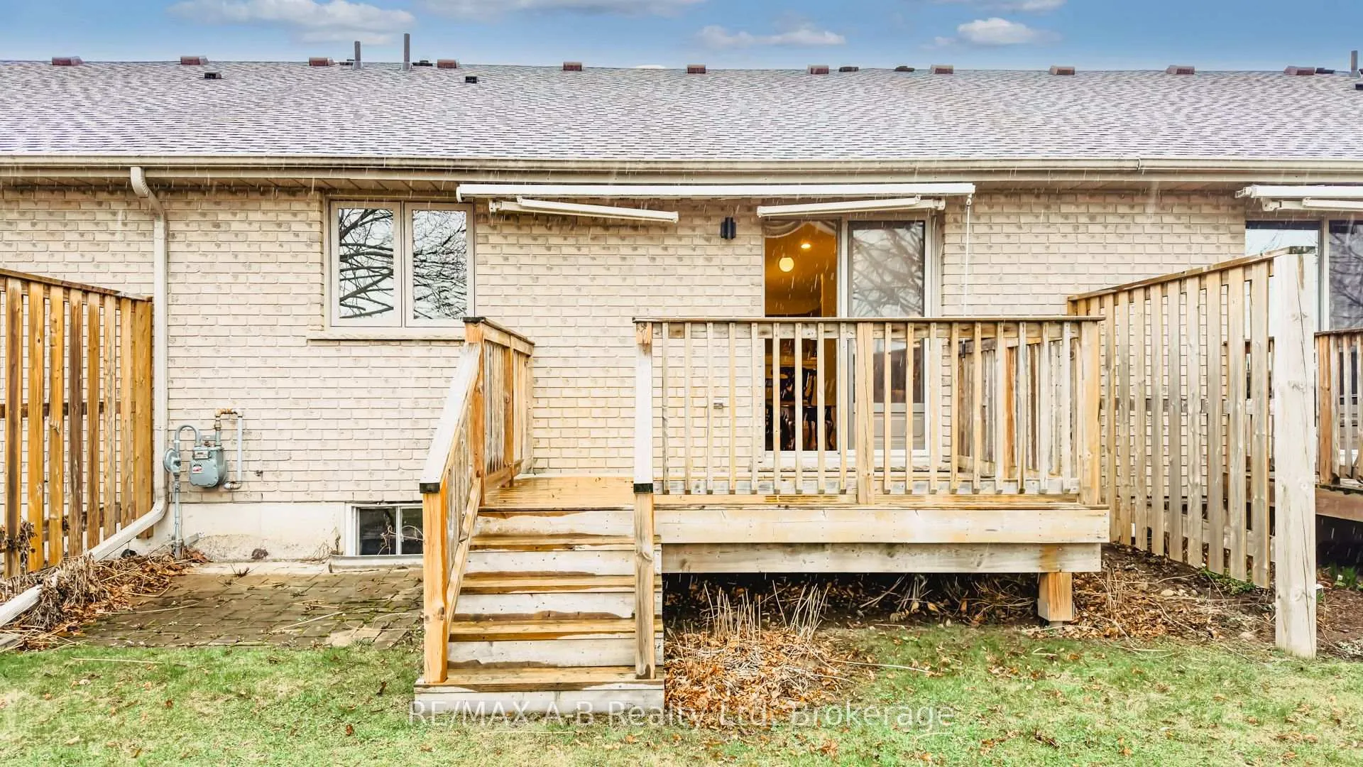 Photo 23 of Unit 23, 24 Griffiths Drive, Brant, Paris — HOMEH
