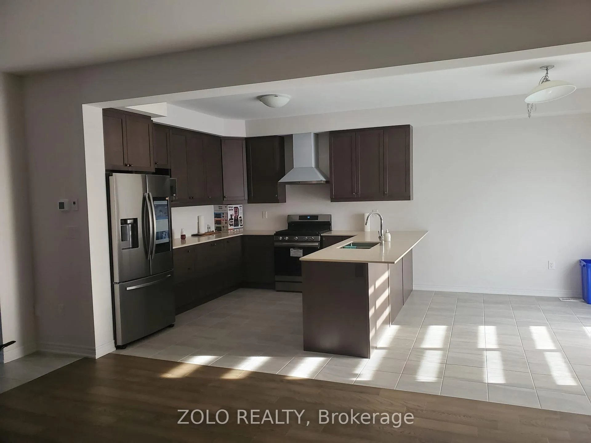 Photo 5 of 99 Tom Brown Drive, Brant, Paris — HOMEH