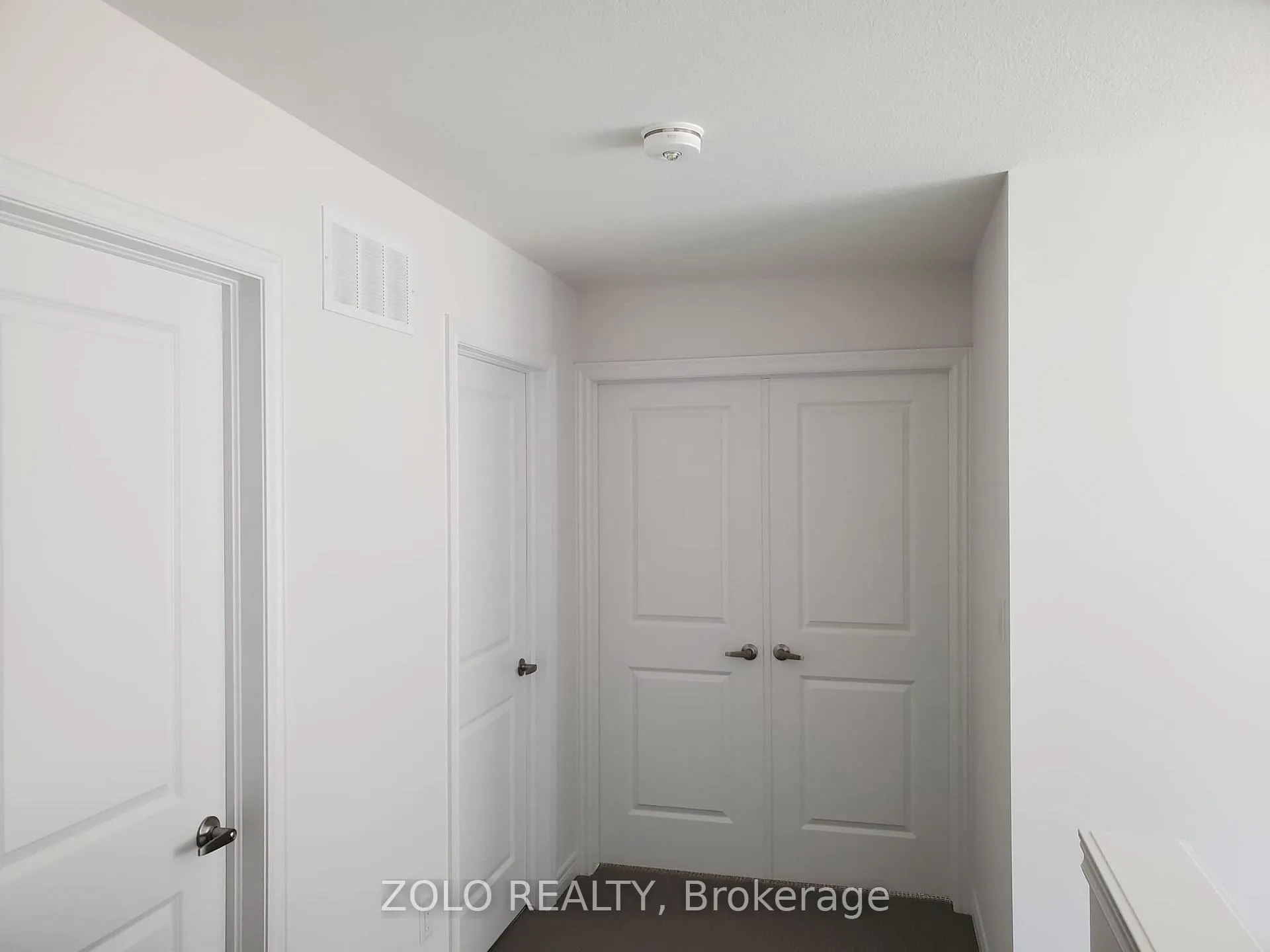 Photo 10 of 99 Tom Brown Drive, Brant, Paris — HOMEH