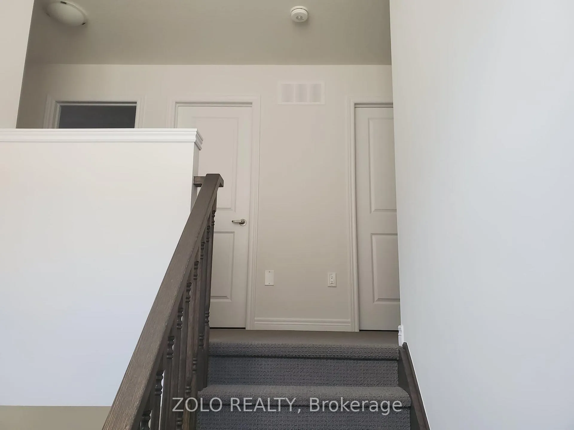 Photo 11 of 99 Tom Brown Drive, Brant, Paris — HOMEH