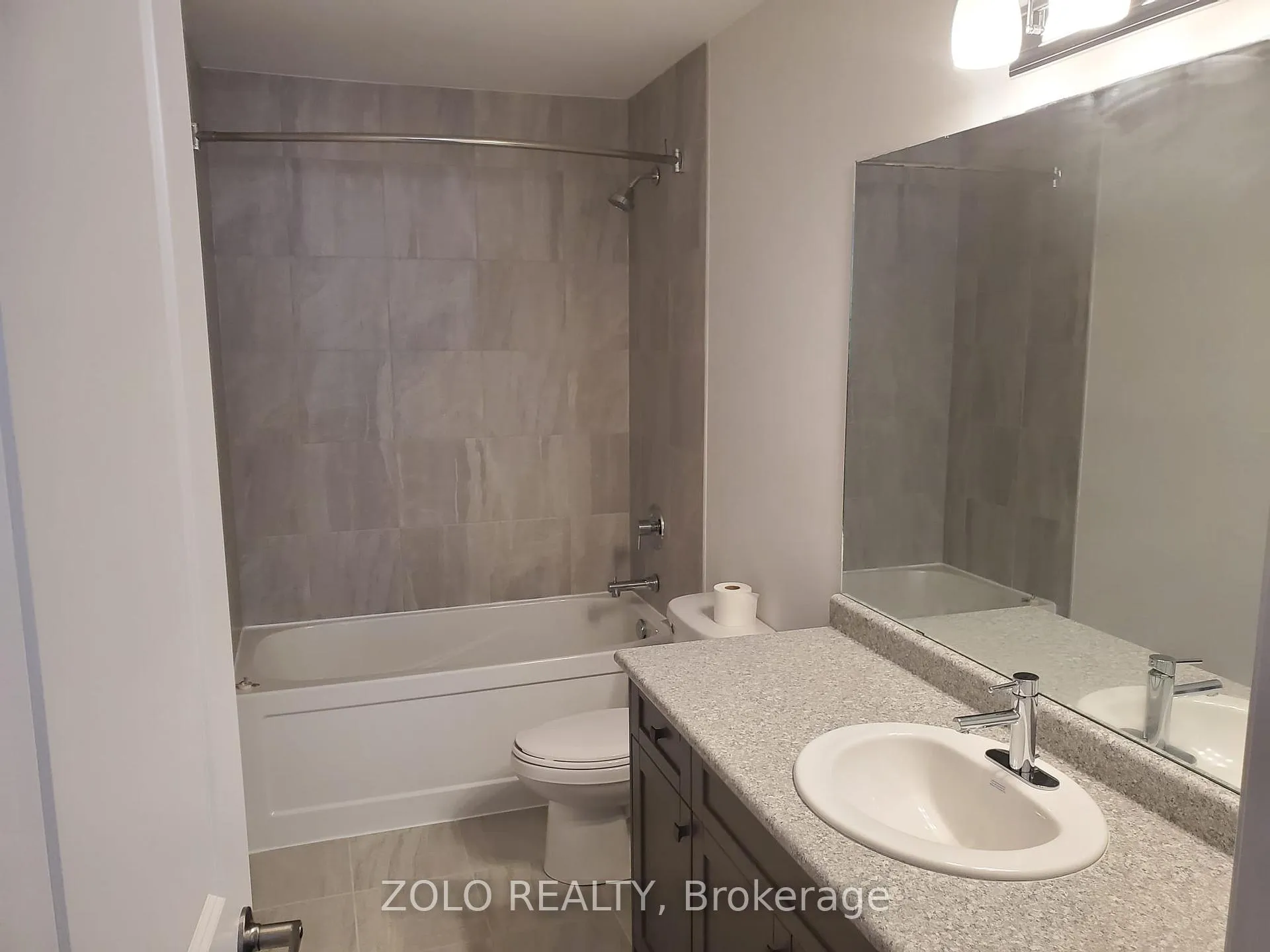 Photo 15 of 99 Tom Brown Drive, Brant, Paris — HOMEH