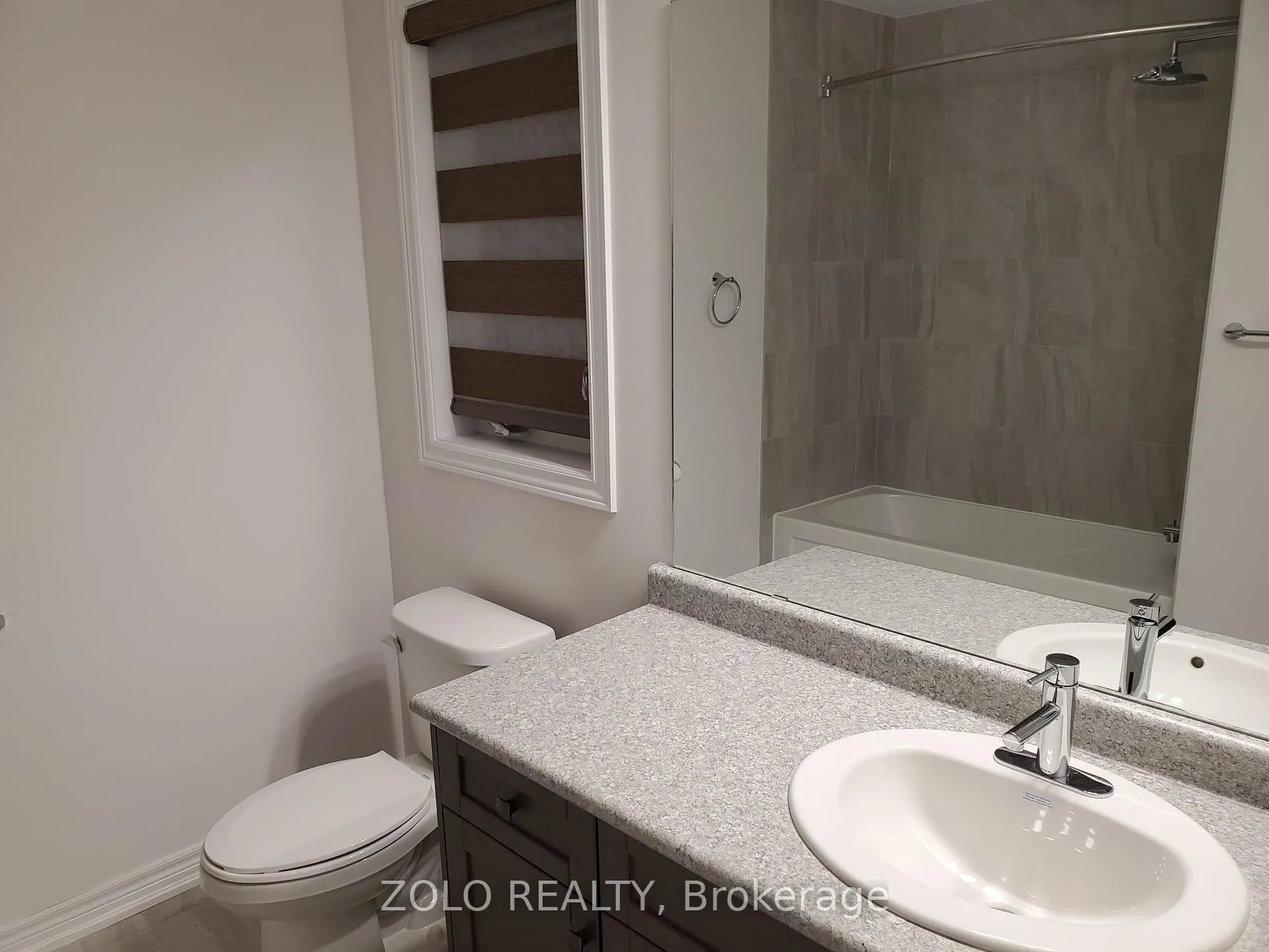 Photo 34 of 99 Tom Brown Drive, Brant, Paris — HOMEH