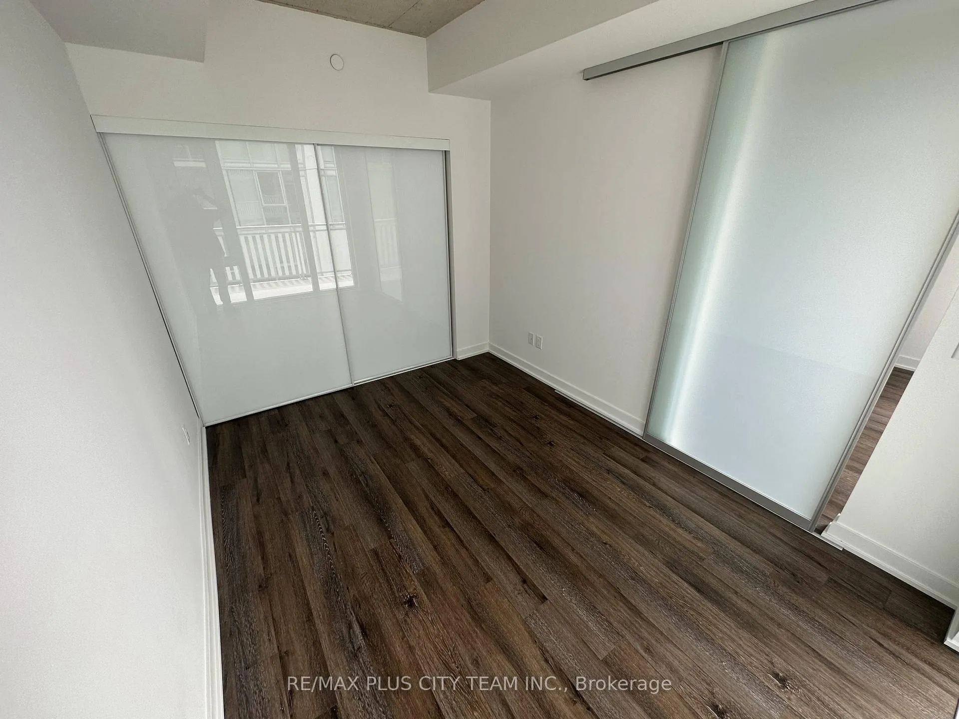 Photo 11 of Unit 811, 45 Baseball Place, Toronto, South Riverdale — HOMEH