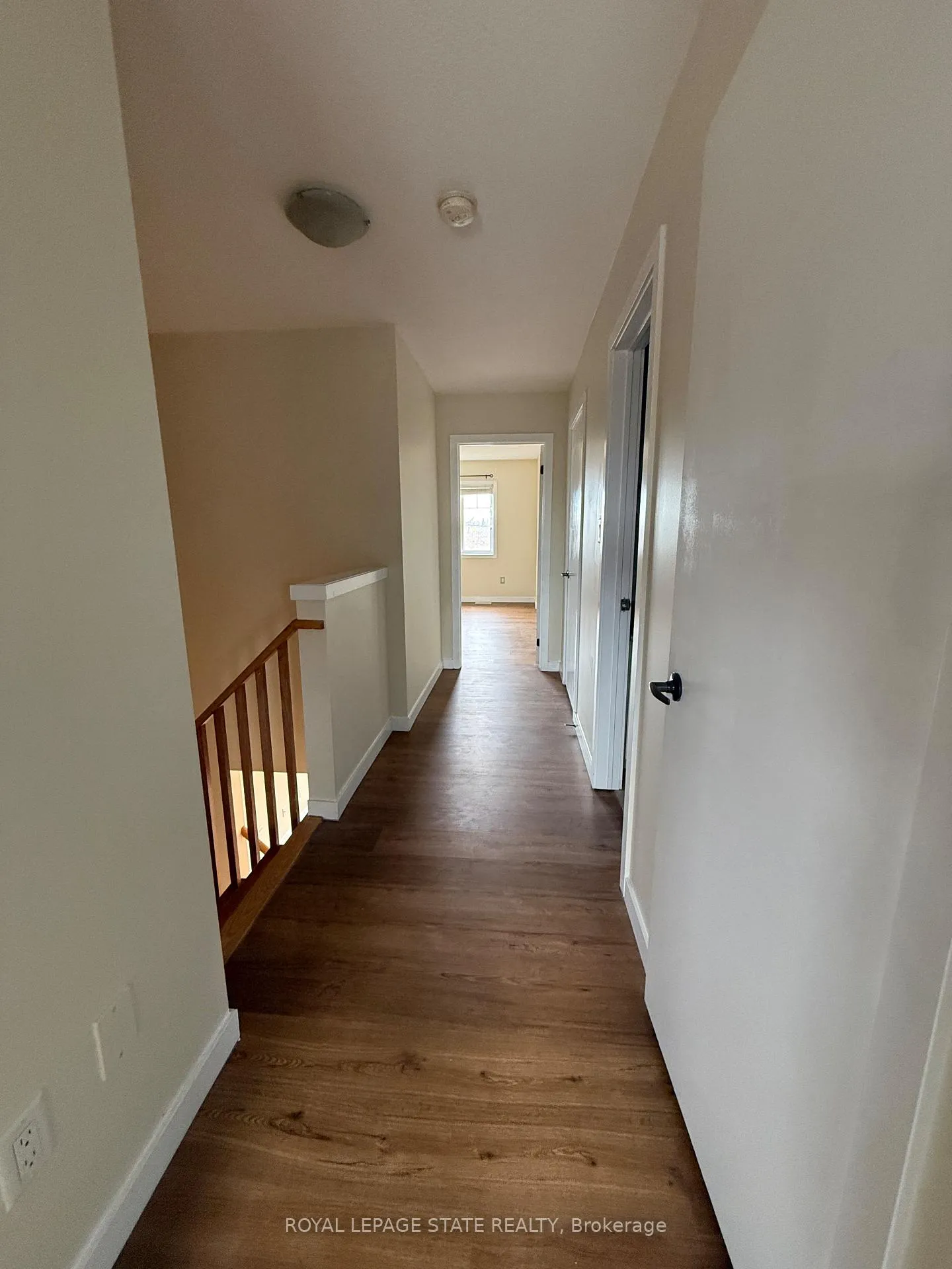 Photo 8 of Unit Upper, 148 Crafter Crescent, Hamilton, Stoney Creek Mountain — HOMEH