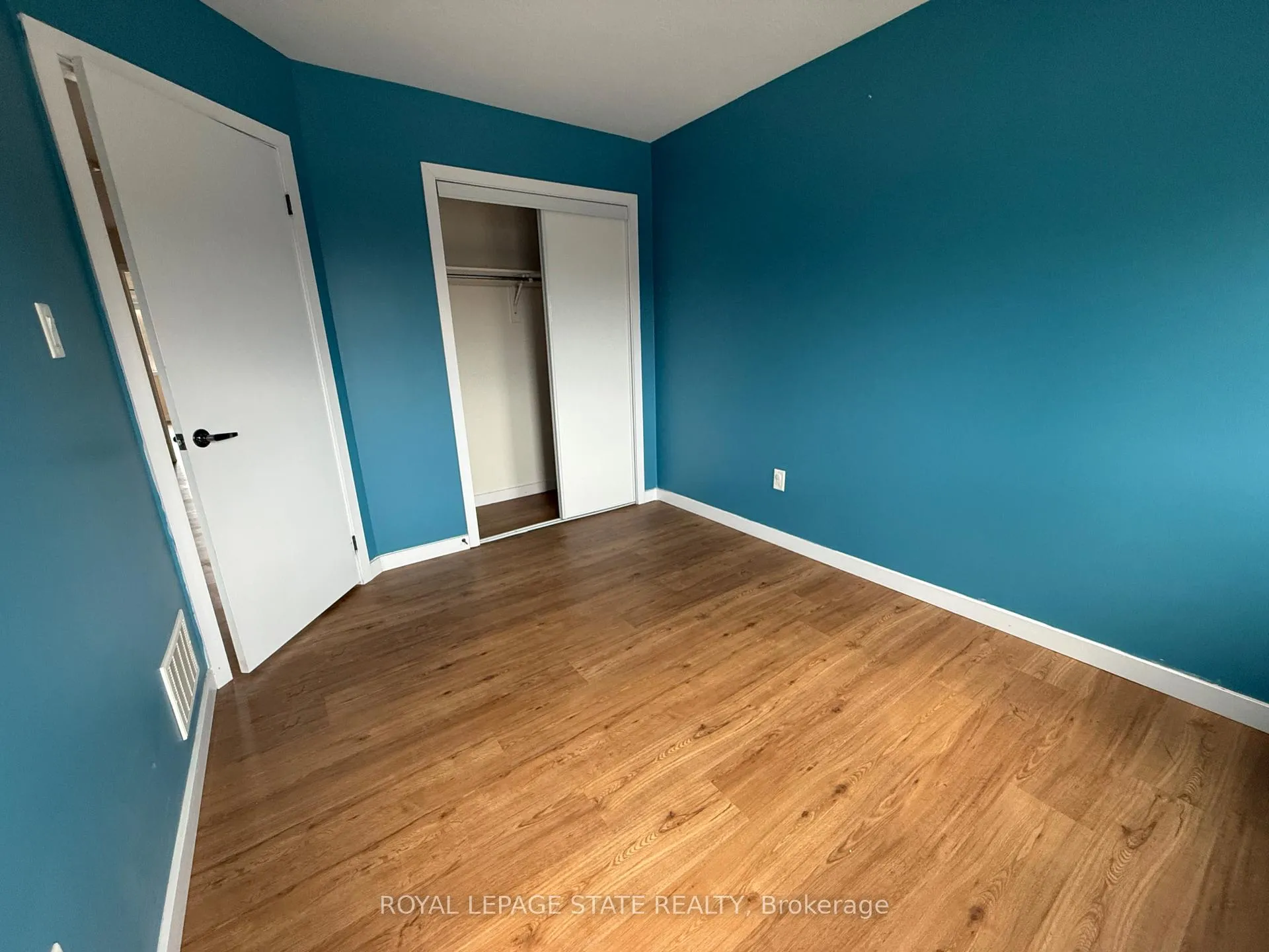 Photo 14 of Unit Upper, 148 Crafter Crescent, Hamilton, Stoney Creek Mountain — HOMEH