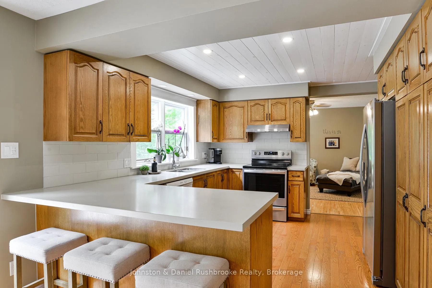 Photo 10 of 42 McCrank Drive NW, Bracebridge, Monck (Bracebridge) — HOMEH