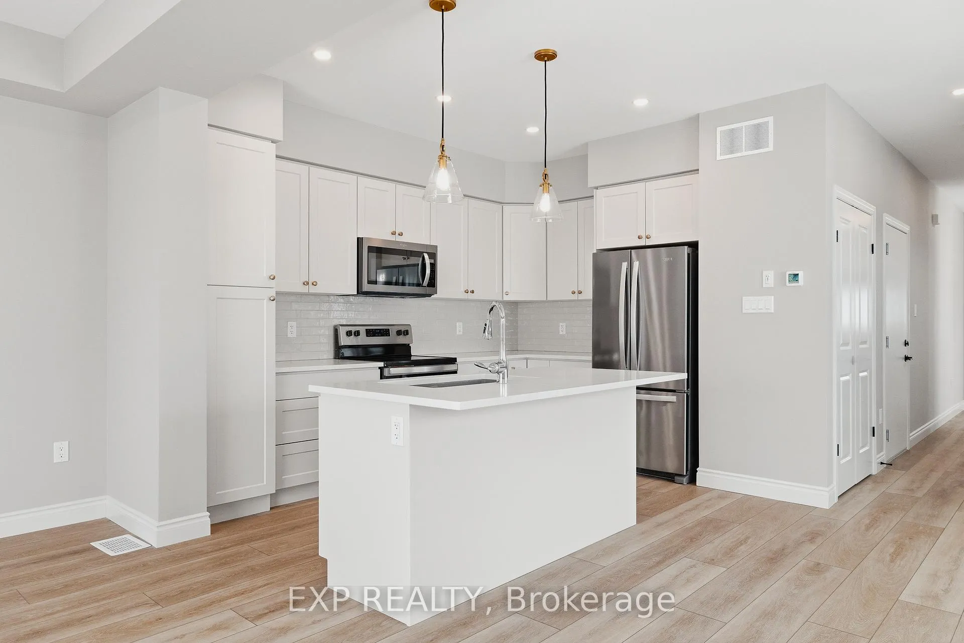 Photo 11 of 59 Hedley Lane, Centre Wellington, Elora/Salem — HOMEH