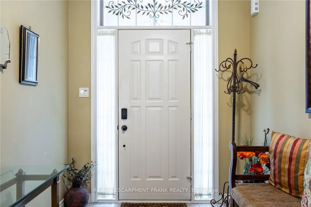 Photo 5 of 345 Southcote Road, Hamilton, Ancaster — HOMEH