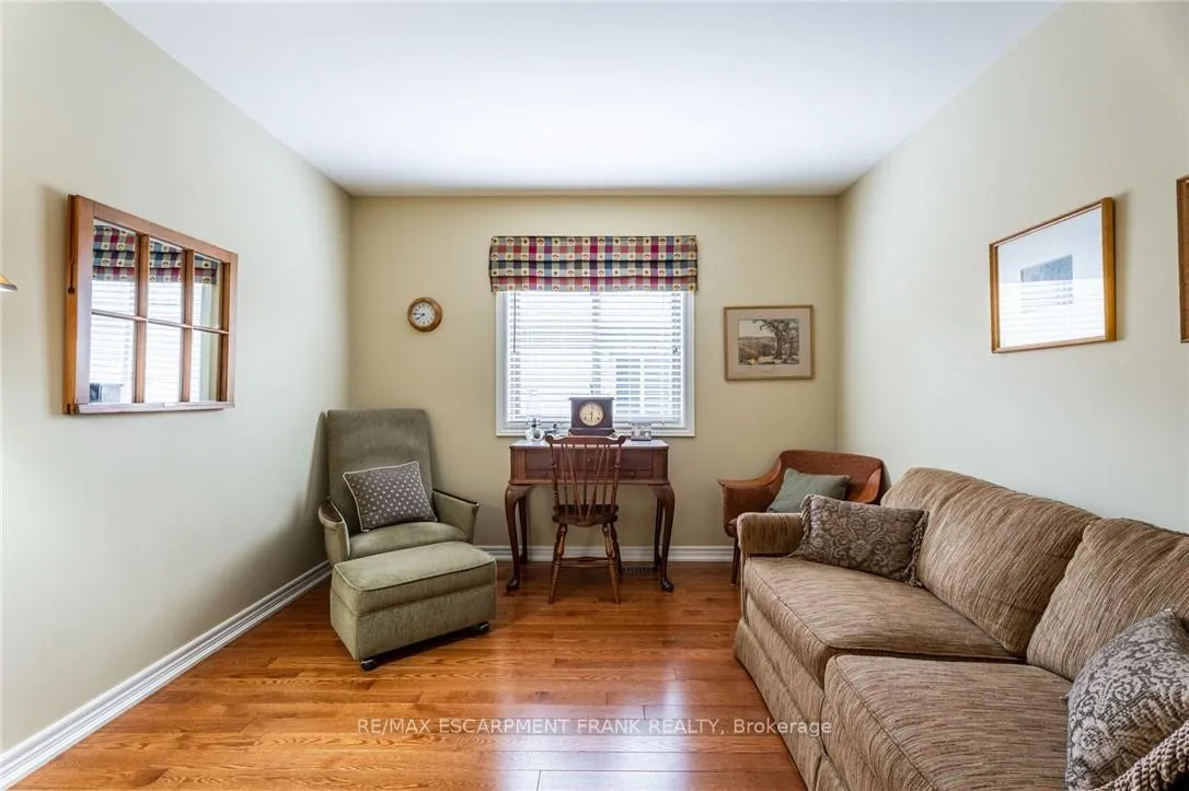 Photo 11 of 345 Southcote Road, Hamilton, Ancaster — HOMEH