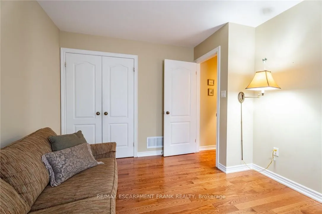 Photo 12 of 345 Southcote Road, Hamilton, Ancaster — HOMEH