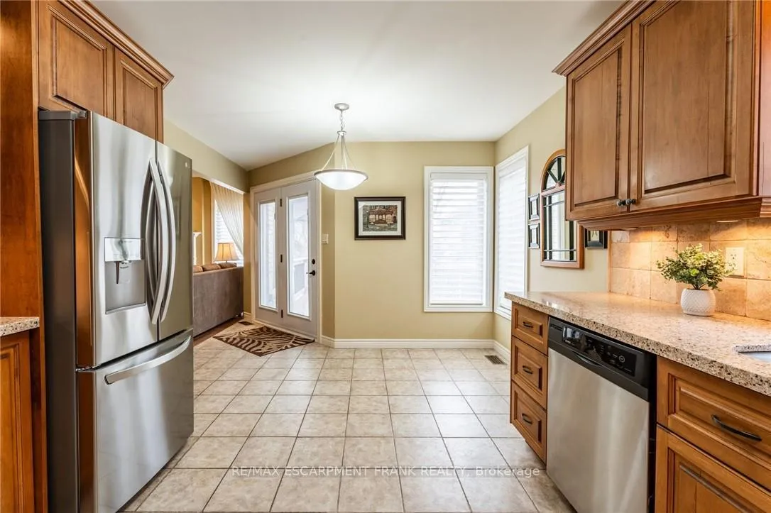 Photo 35 of 345 Southcote Road, Hamilton, Ancaster — HOMEH