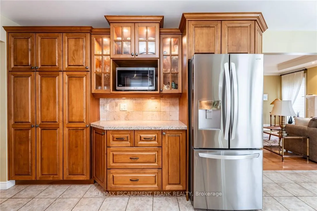 Photo 36 of 345 Southcote Road, Hamilton, Ancaster — HOMEH