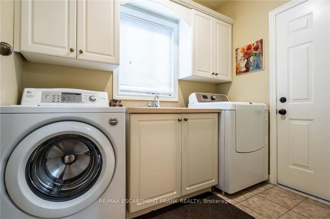 Photo 39 of 345 Southcote Road, Hamilton, Ancaster — HOMEH