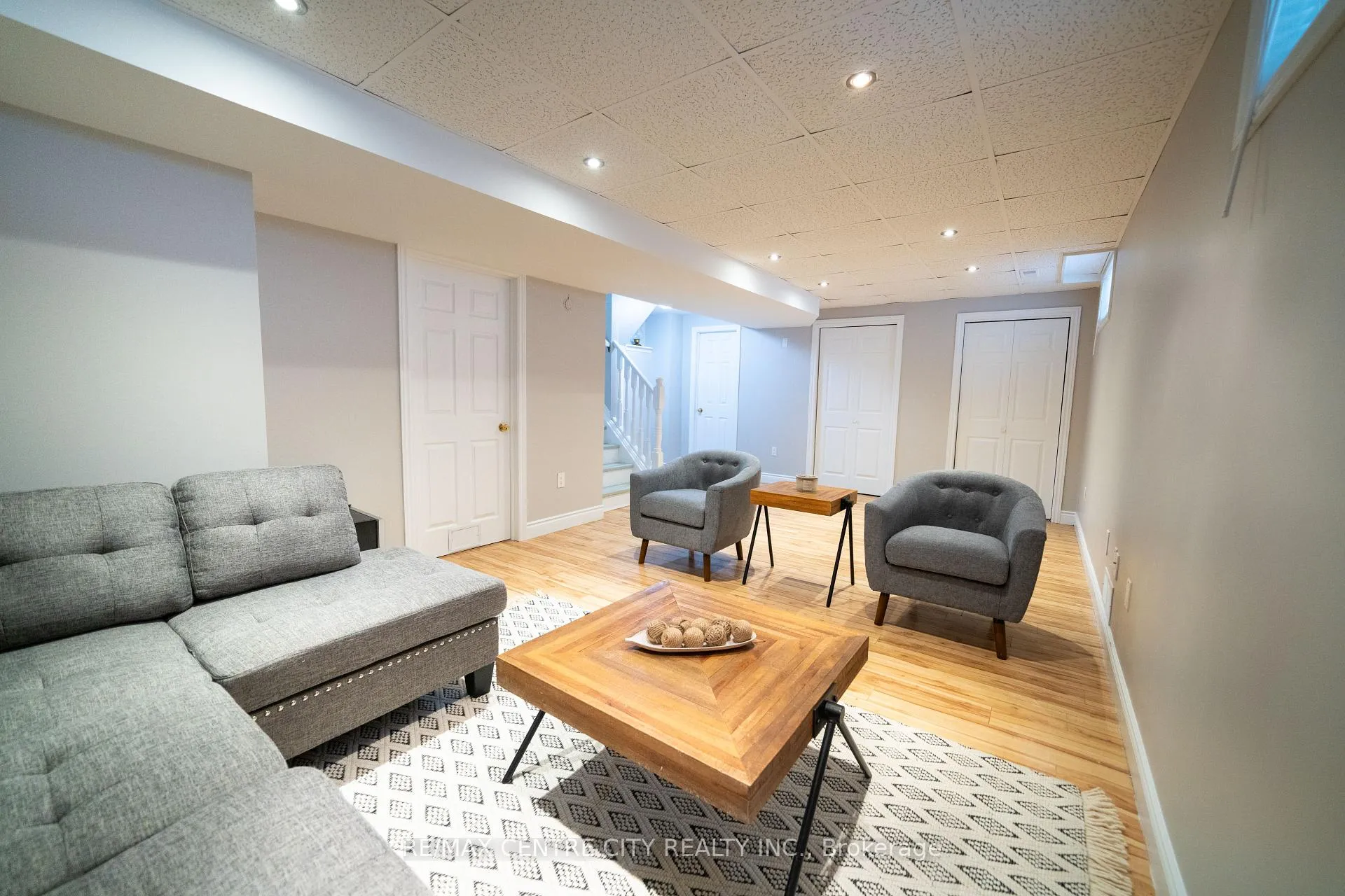 Photo 24 of 241 Parkview Drive, Strathroy-Caradoc, SE — HOMEH