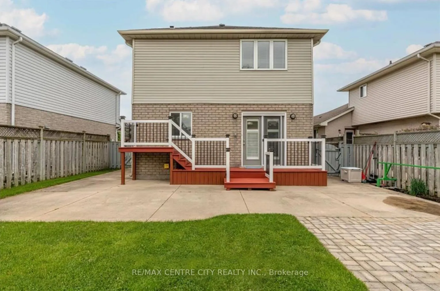 Photo 32 of 241 Parkview Drive, Strathroy-Caradoc, SE — HOMEH