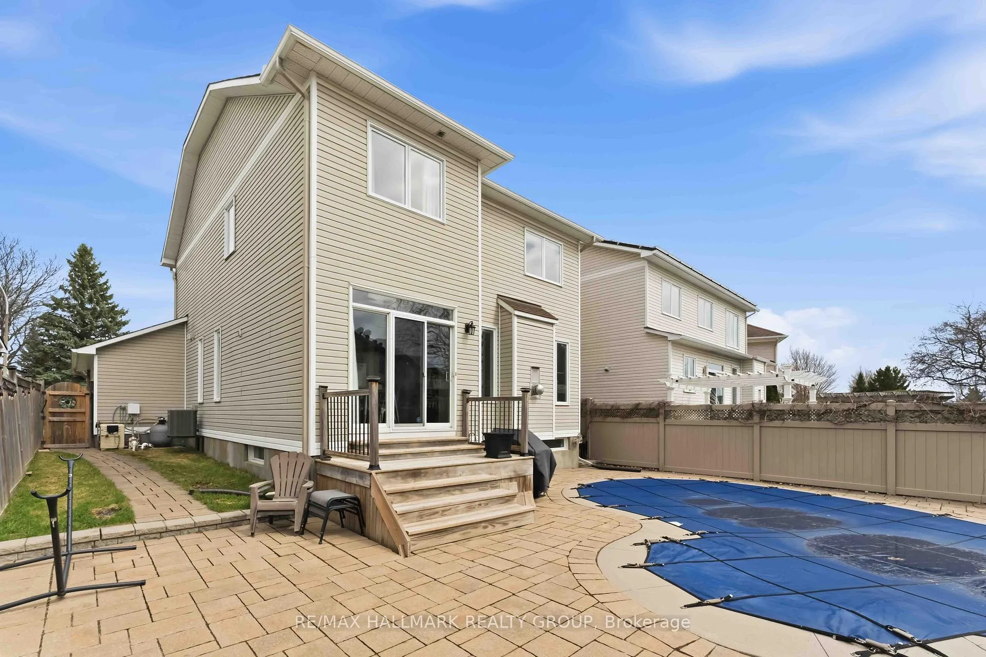 Photo 30 of 29 Birchfield Avenue, Ottawa, Kanata - Emerald Meadows/Trailwest — HOMEH