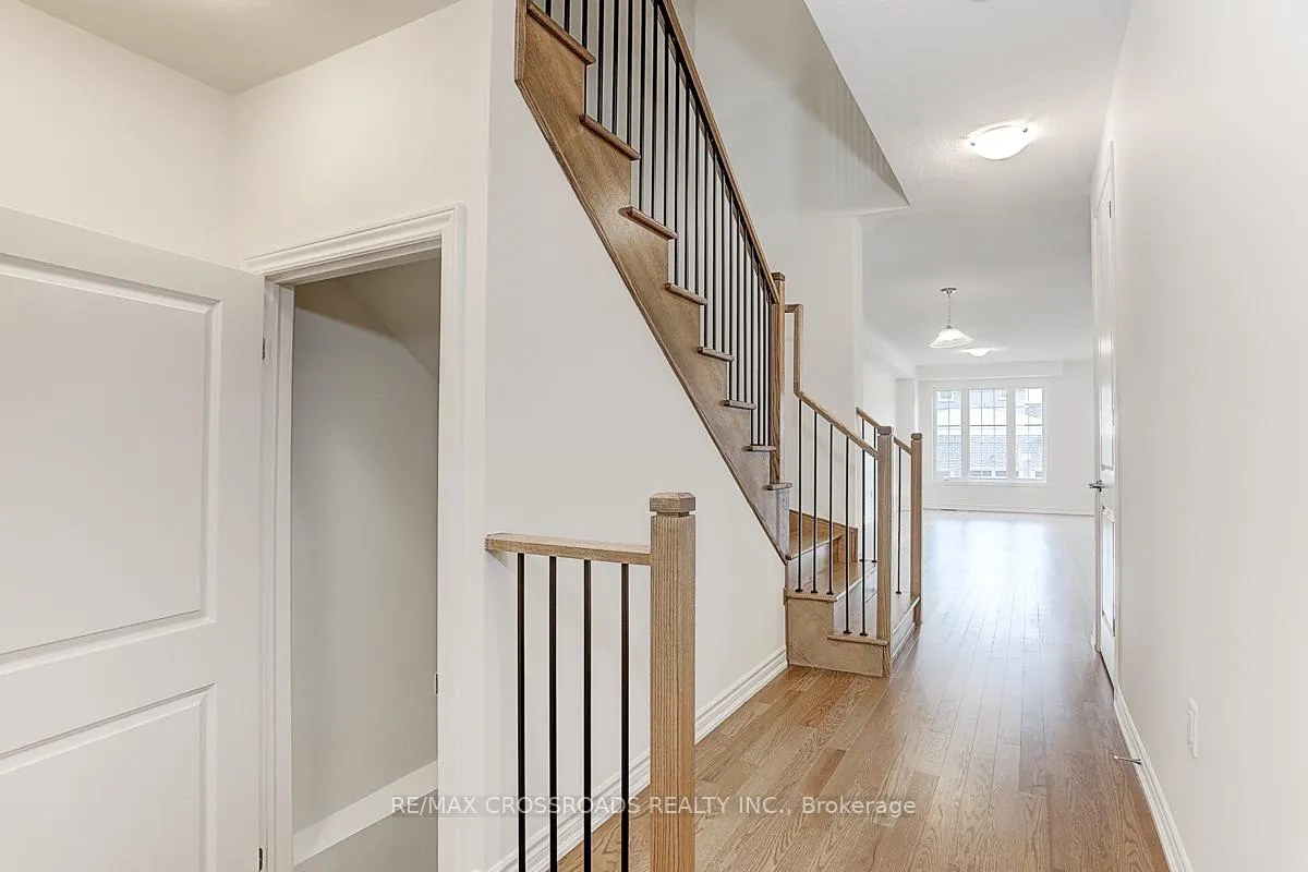Photo 4 of 53 Velvet Drive, Whitby, Rural Whitby — HOMEH