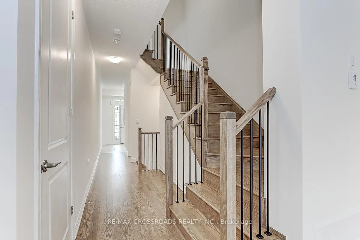 Photo 5 of 53 Velvet Drive, Whitby, Rural Whitby — HOMEH