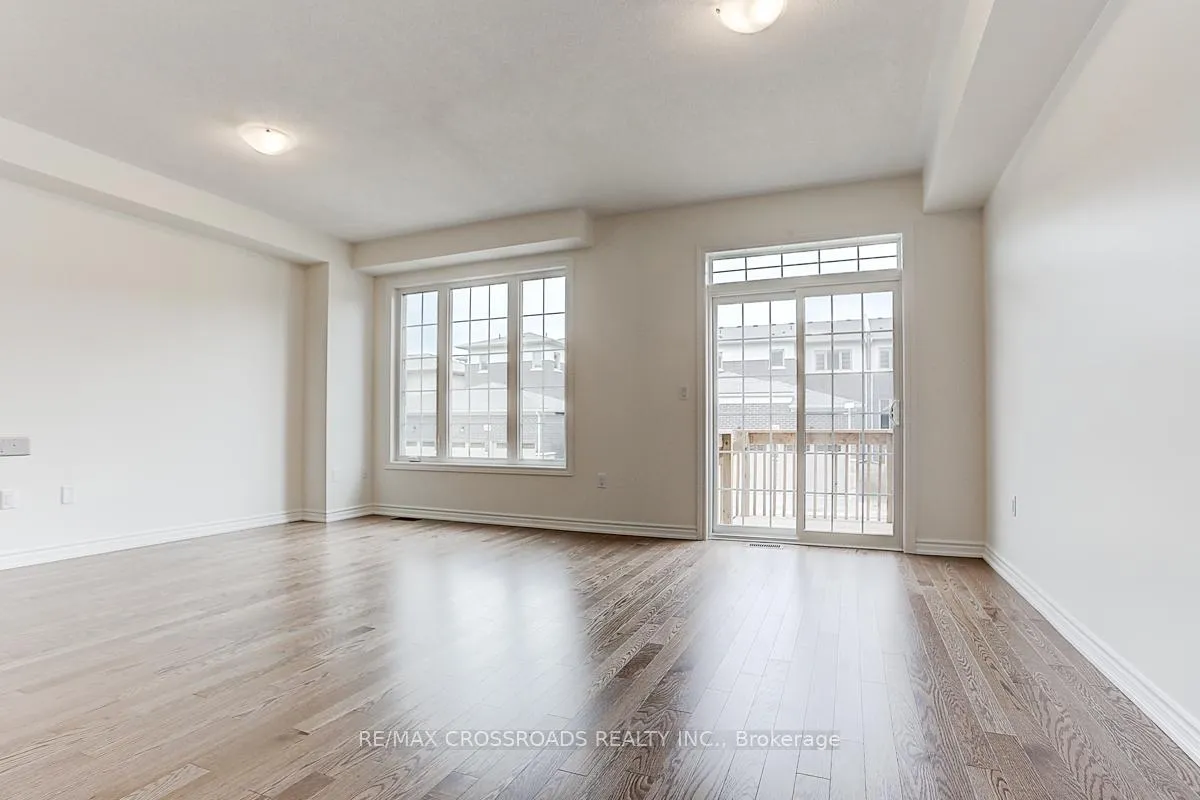 Photo 16 of 53 Velvet Drive, Whitby, Rural Whitby — HOMEH