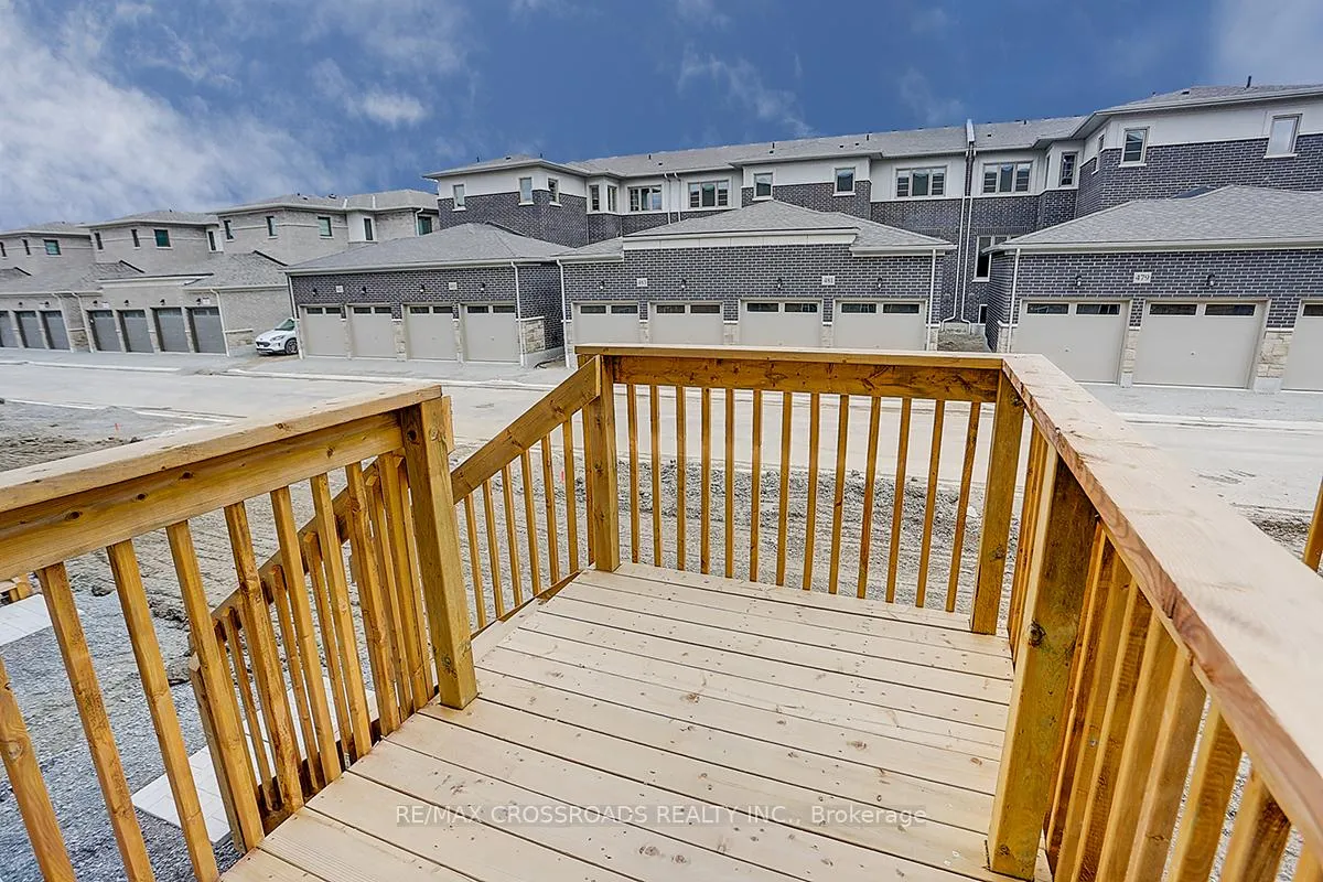 Photo 25 of 53 Velvet Drive, Whitby, Rural Whitby — HOMEH