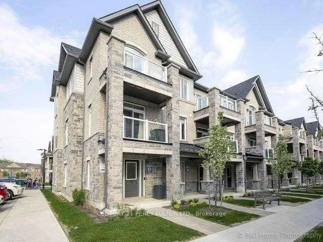 Photo 1 of 2584 Ladyfern Cross Avenue, Pickering, Duffin Heights — HOMEH