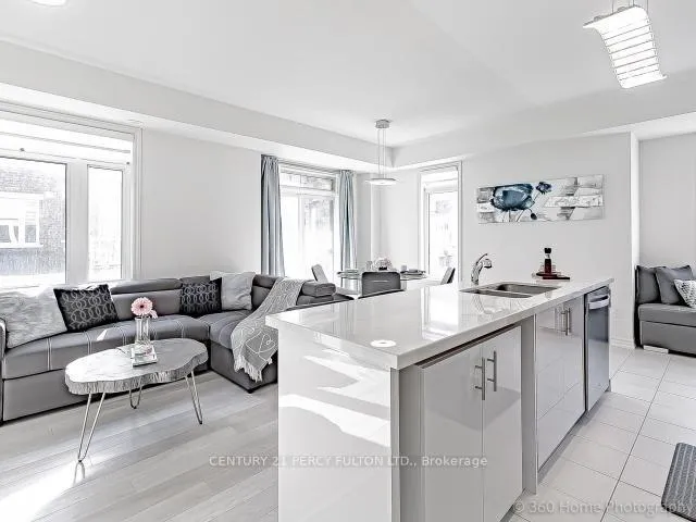 Photo 11 of 2584 Ladyfern Cross Avenue, Pickering, Duffin Heights — HOMEH