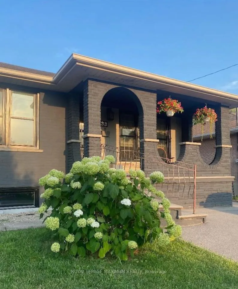 Photo 1 of Unit Main, 33 Alhart Drive, Etobicoke, Thistletown-Beaumonde Heights — HOMEH