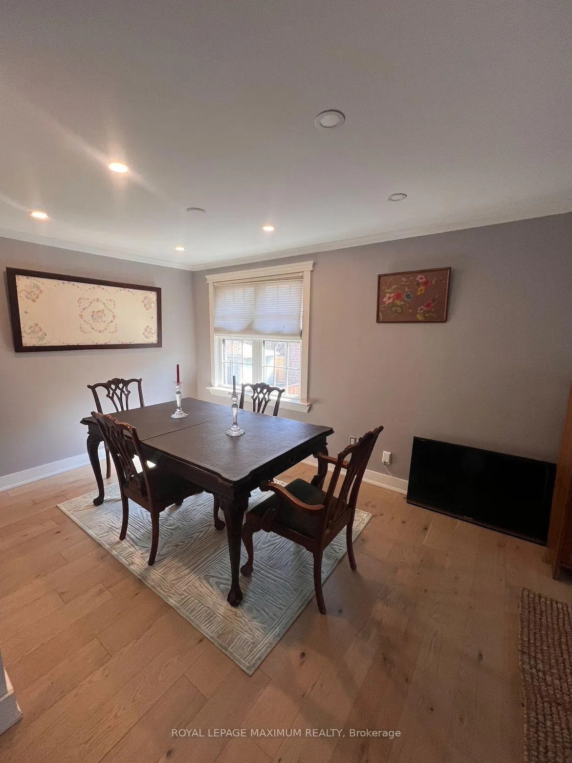 Photo 3 of Unit Main, 33 Alhart Drive, Etobicoke, Thistletown-Beaumonde Heights — HOMEH