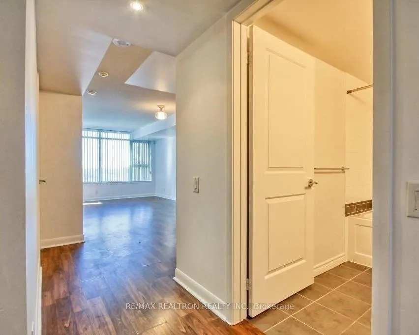 Photo 3 of Unit 1711, 25 Town Centre, Scarborough, Bendale — HOMEH