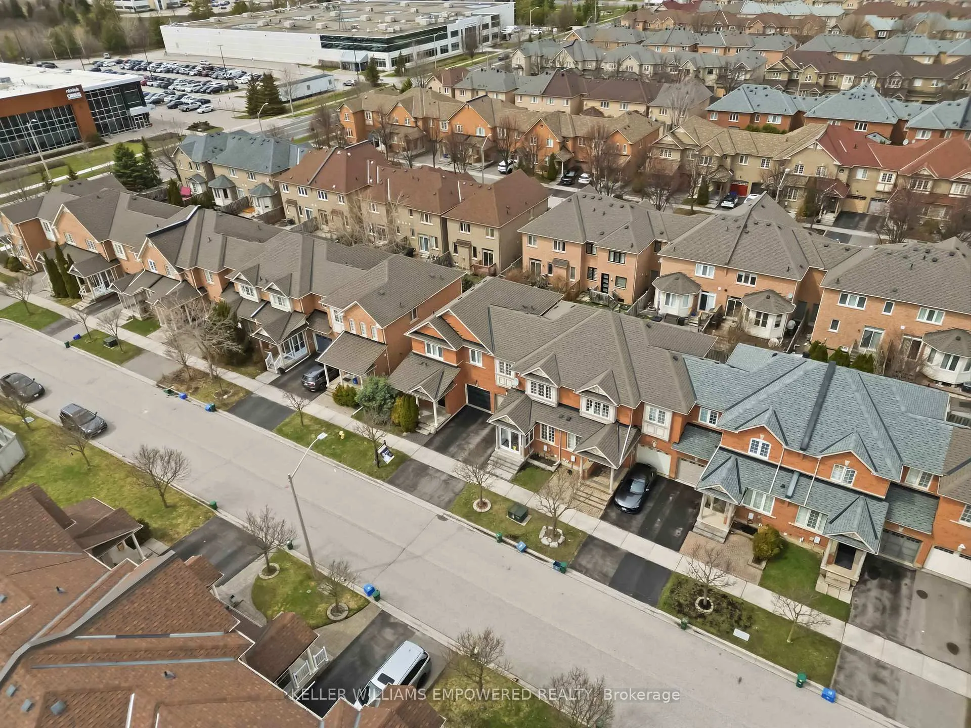 Photo 4 of 121 Hopecrest Road, Markham, Cachet — HOMEH